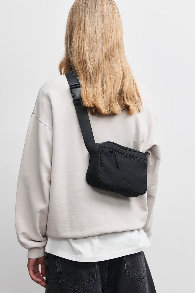 ARKK Accessories ARKK Tech Crossbody Bag | Black Crossbody Bag